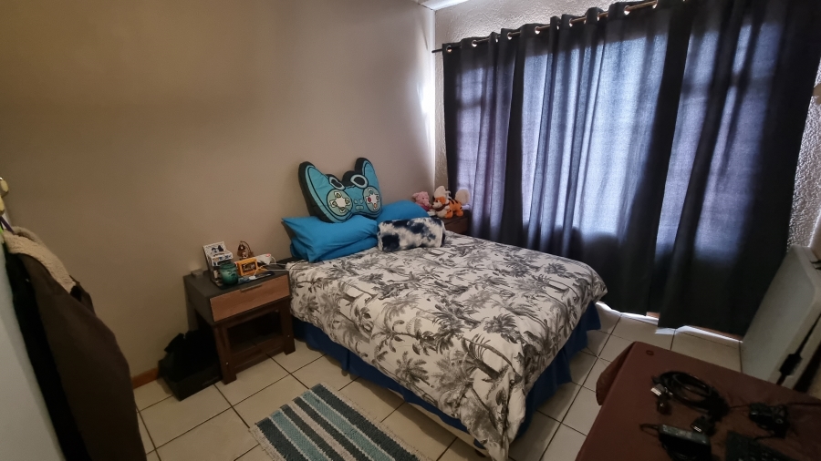 8 Bedroom Property for Sale in Die Bos Western Cape